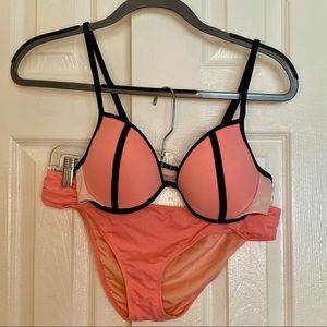 Victoria’s Secret Triangle Style Bikini